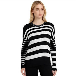 White House Black Market Sweater Size L NEW Asymmetrical Stripe Black White